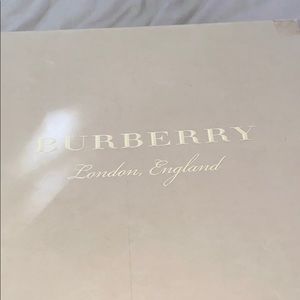 Burberry Bottle Green Chelsea Boots